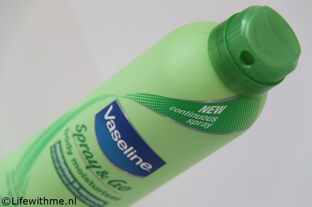 Vaseline Spray & Go moisturizer flacon