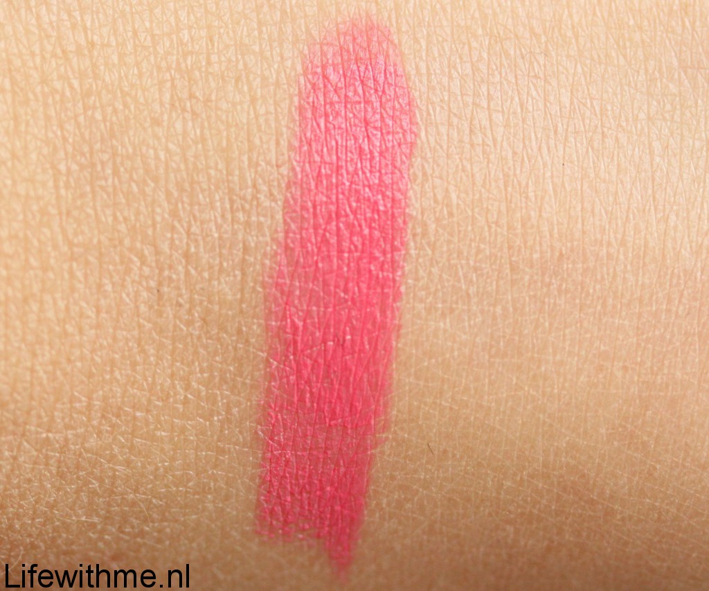 Maybelline superstay swatch